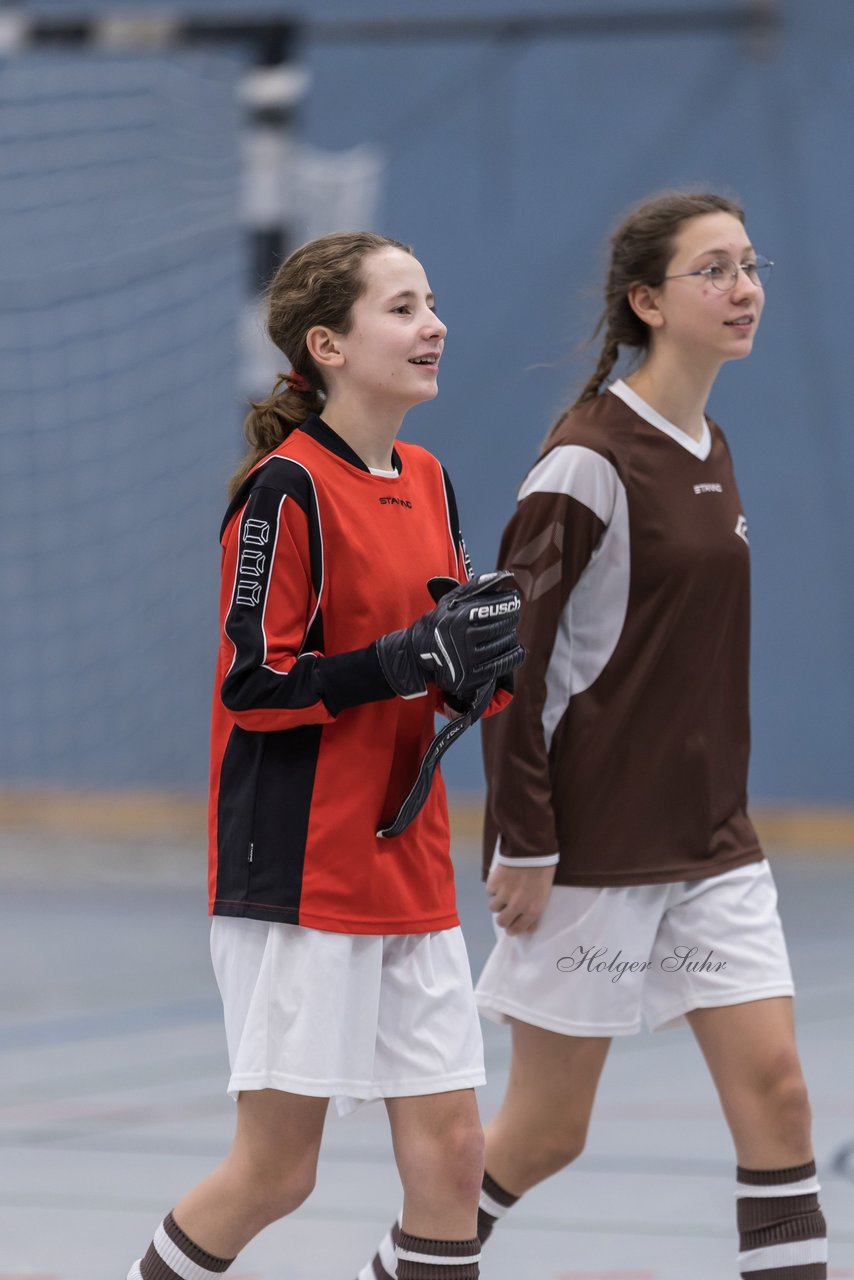 Bild 82 - C-Juniorinnen 2 Loewinnen Cup